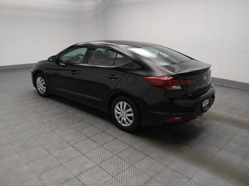 Phantom Black 2020 Hyundai ELANTRA SE
