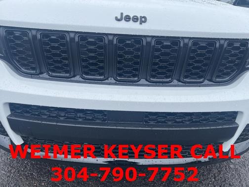2025 Jeep Grand Cherokee L Laredo