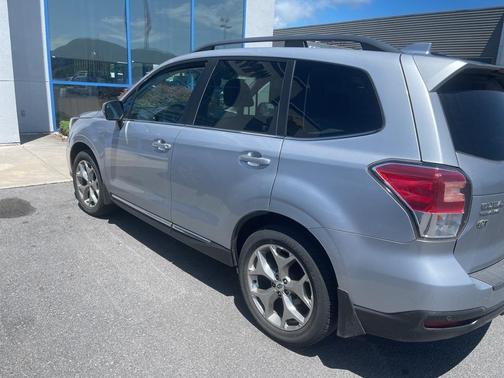 2018 Subaru Forester 2.5i Touring