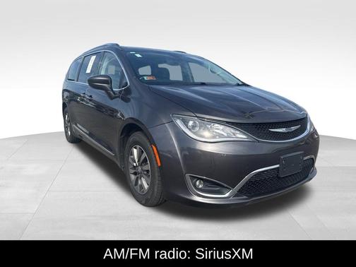 2020 Chrysler Pacifica Touring-L Plus