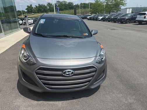 2017 Hyundai Elantra GT Base