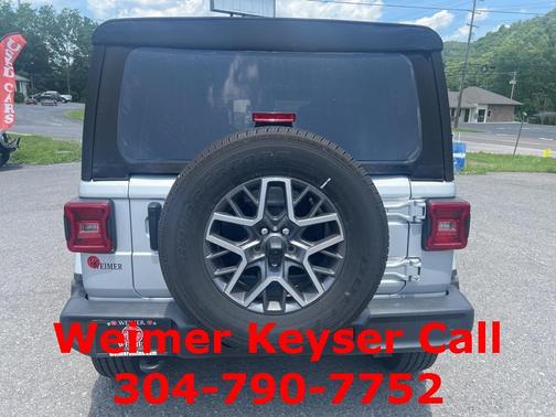 2024 Jeep Wrangler Sahara