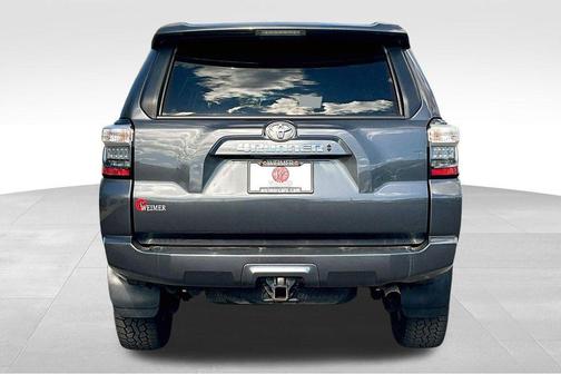 2022 Toyota 4Runner SR5