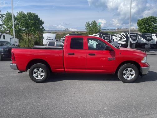 2024 RAM 1500 Classic SLT