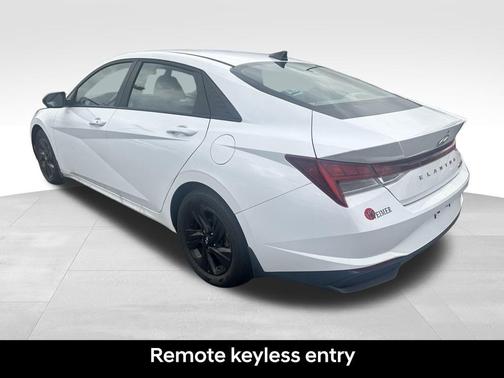 2023 Hyundai ELANTRA HEV Blue
