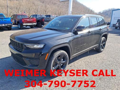 2025 Jeep Grand Cherokee Laredo