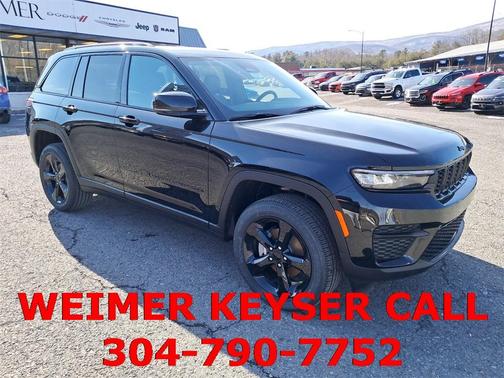 2025 Jeep Grand Cherokee Laredo