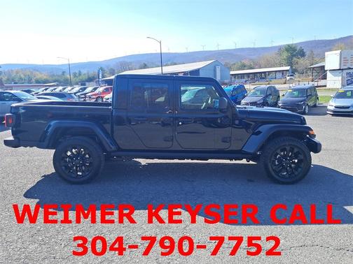 2025 Jeep Gladiator Sport