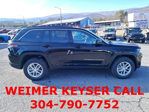 2025 Jeep Grand Cherokee Laredo