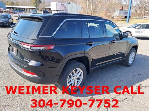 2025 Jeep Grand Cherokee Laredo