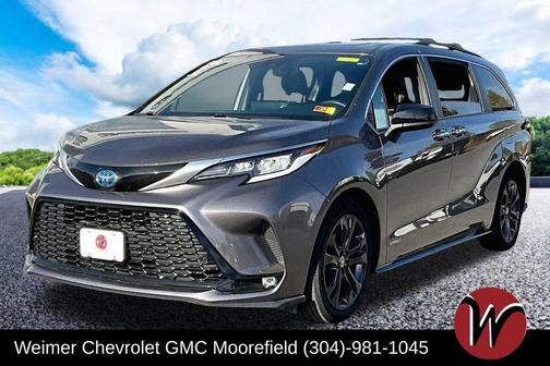 2021 Toyota Sienna XSE 7 Passenger