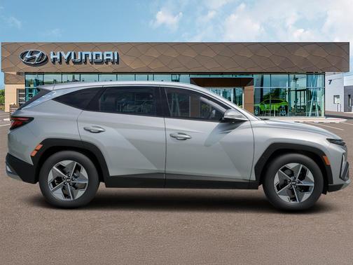 2026 Hyundai TUCSON Hybrid 
