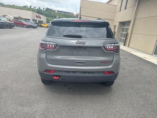 2022 Jeep Compass Trailhawk