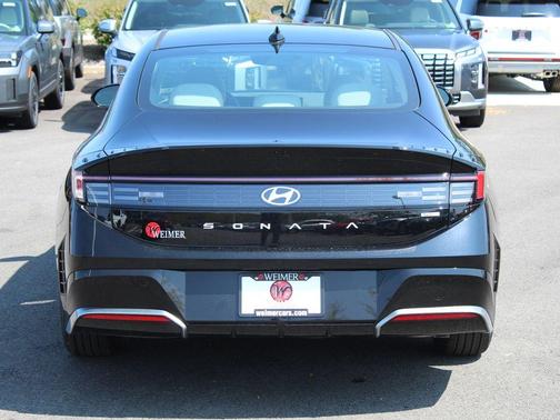 2024 Hyundai SONATA Hybrid SEL