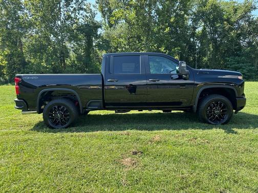 2025 Chevrolet Silverado 2500 Custom
