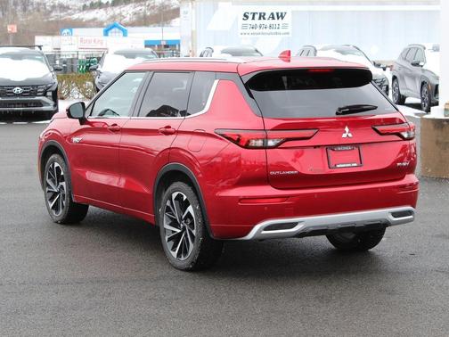 2025 Mitsubishi Outlander PHEV SEL