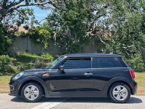 2019 MINI Hardtop Cooper