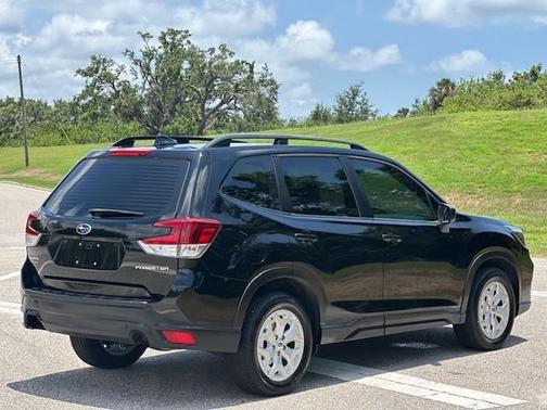 2019 Subaru Forester Base