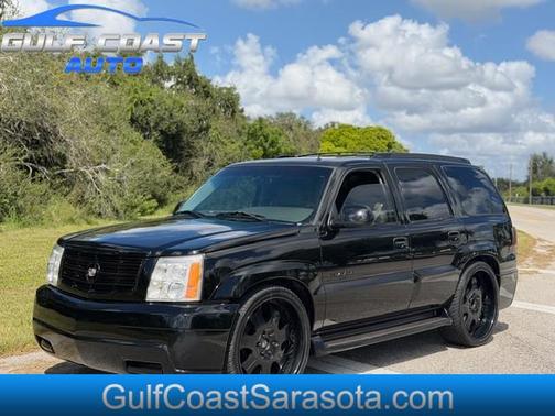 2002 Cadillac Escalade Base
