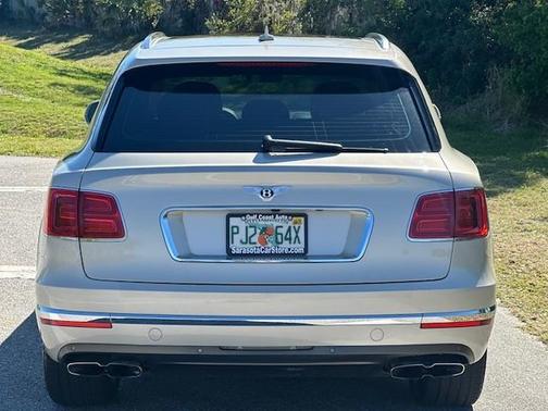 2019 Bentley Bentayga V8