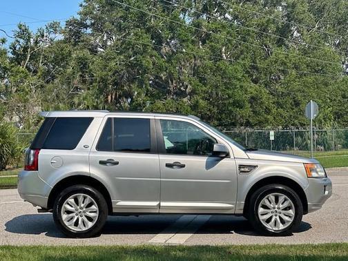 2011 Land Rover LR2 HSE LEATHER SUNROOF AWD RUNS GREAT FREE SHIPPING IN FLORIDA