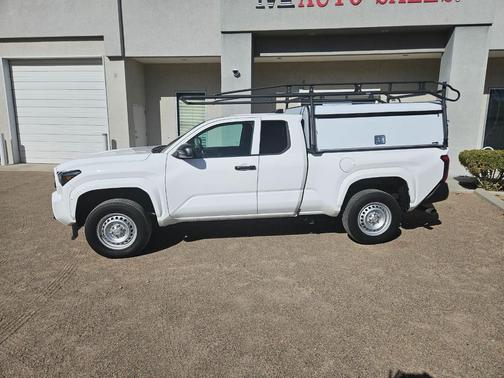 2024 Toyota Tacoma SR