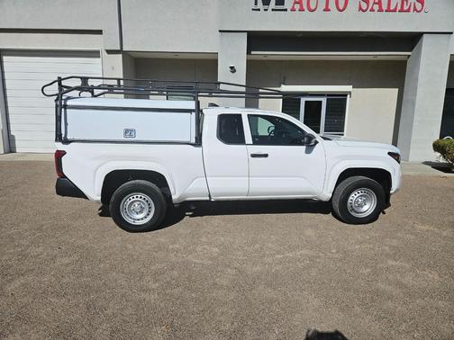 2024 Toyota Tacoma SR