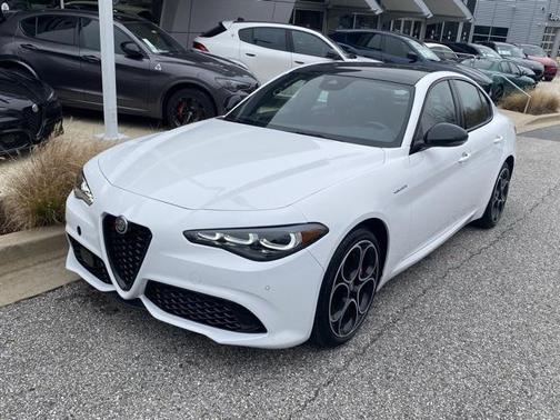 2024 Alfa Romeo Giulia Veloce AWD