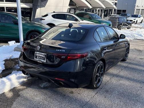 2022 Alfa Romeo Giulia Veloce