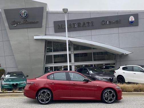 2024 Alfa Romeo Giulia Ti