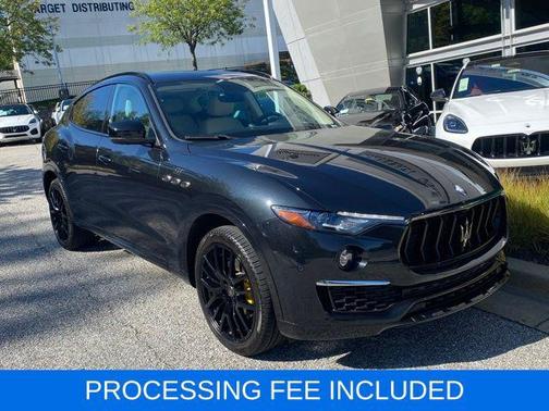 Nero Ribelle Metallic 2022 Maserati Levante GT