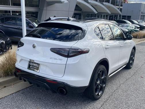 2025 Alfa Romeo Stelvio Sprint AWD