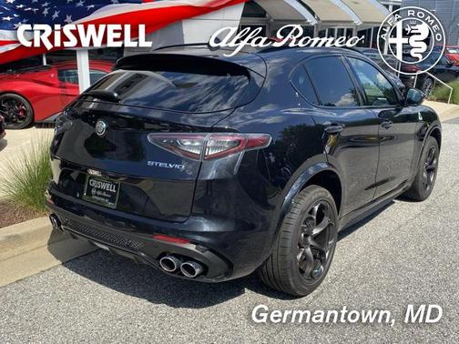 2024 Alfa Romeo Stelvio Quadrifoglio