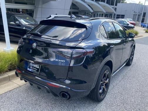 2025 Alfa Romeo Stelvio Sprint AWD