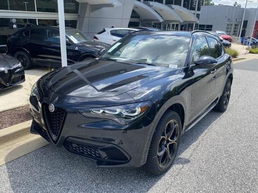 2025 Alfa Romeo Stelvio Sprint AWD