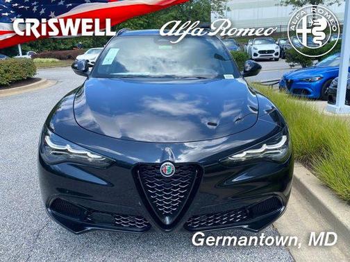 2025 Alfa Romeo Stelvio Sprint AWD