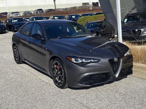 2024 Alfa Romeo Giulia Ti