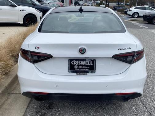 2024 Alfa Romeo Giulia Ti