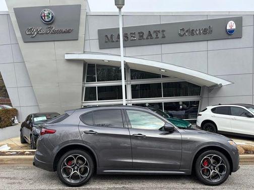 2023 Alfa Romeo Stelvio Ti