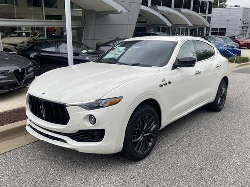 2024 Maserati Levante GT Ultima