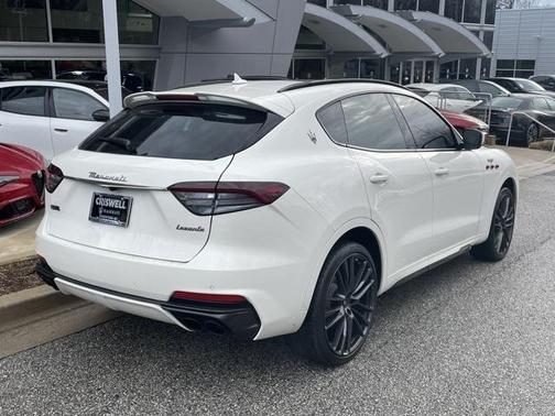 2022 Maserati Levante Trofeo