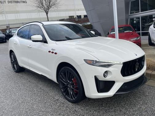 2022 Maserati Levante Trofeo