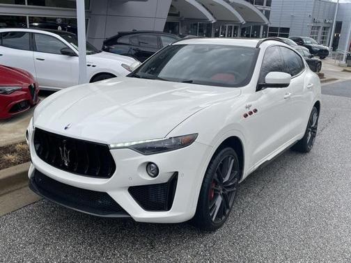 2022 Maserati Levante Trofeo