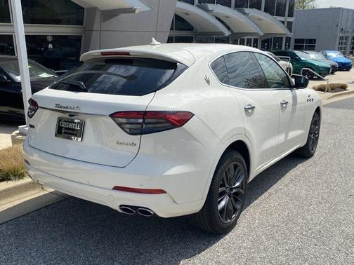 2024 Maserati Levante GT Ultima