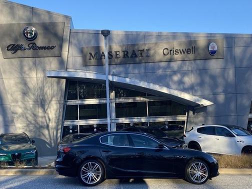 2022 Maserati Ghibli Modena Q4