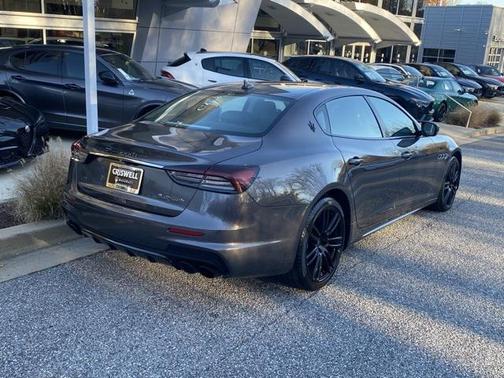 2022 Maserati Ghibli Modena Q4