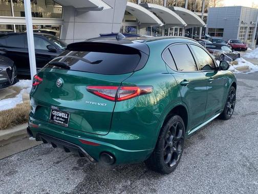 2025 Alfa Romeo Stelvio Ti