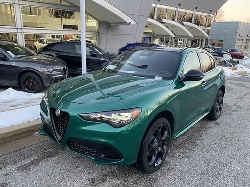 2025 Alfa Romeo Stelvio Ti