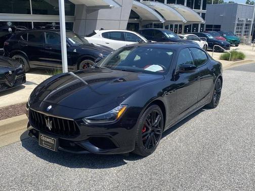2022 Maserati Ghibli Modena Q4