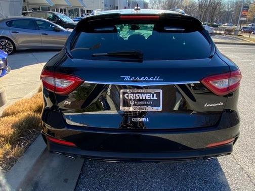 Photo 5 of 50 of 2019 Maserati Levante GranSport
